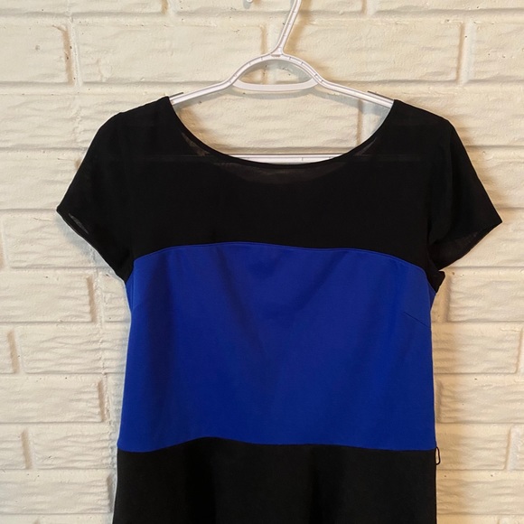 Color Block Blouse - Picture 2 of 4